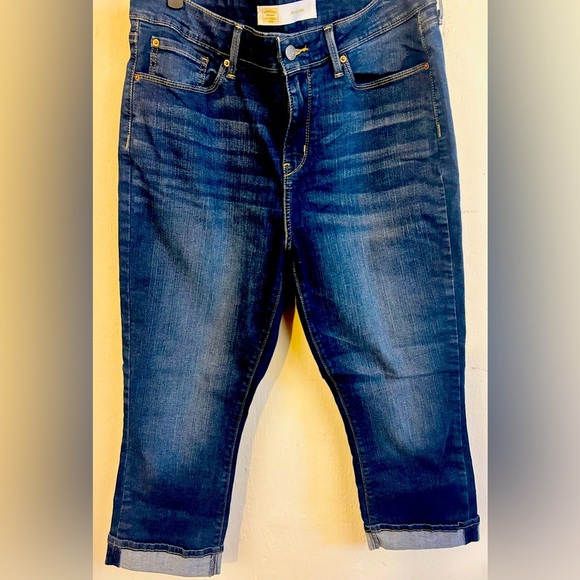 Levi Strauss Signature Gold Women's mid rise capris, size 14 - Picture 1 of 6